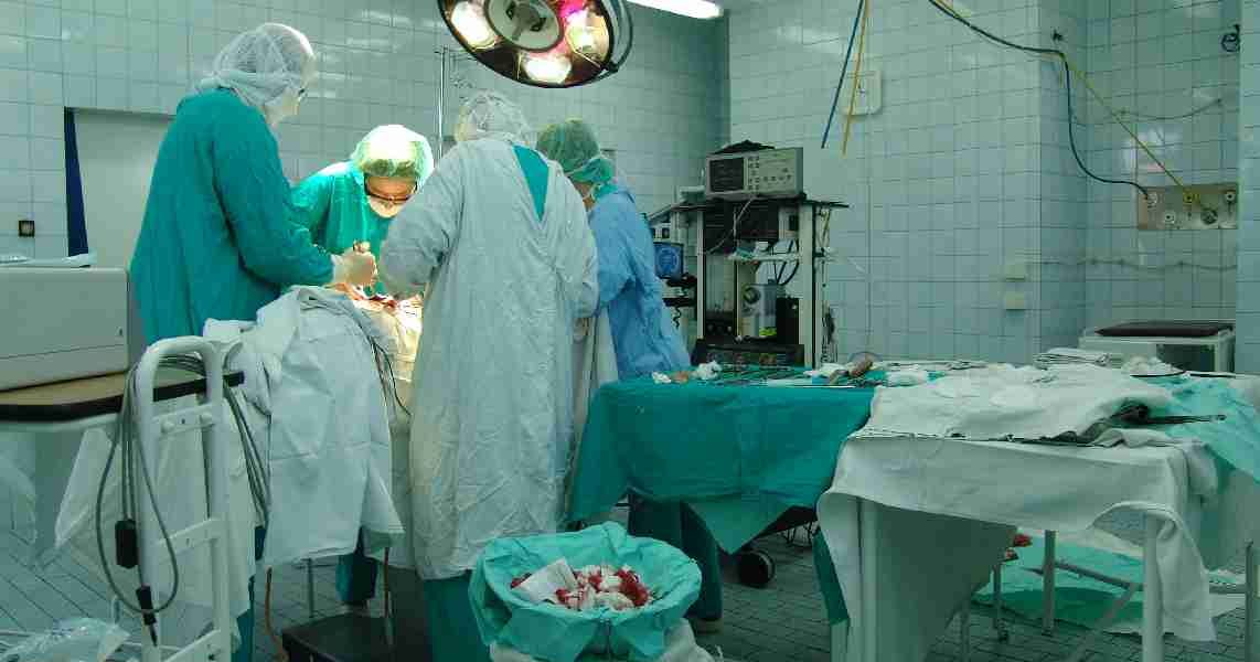 Hospital care — operating theatre