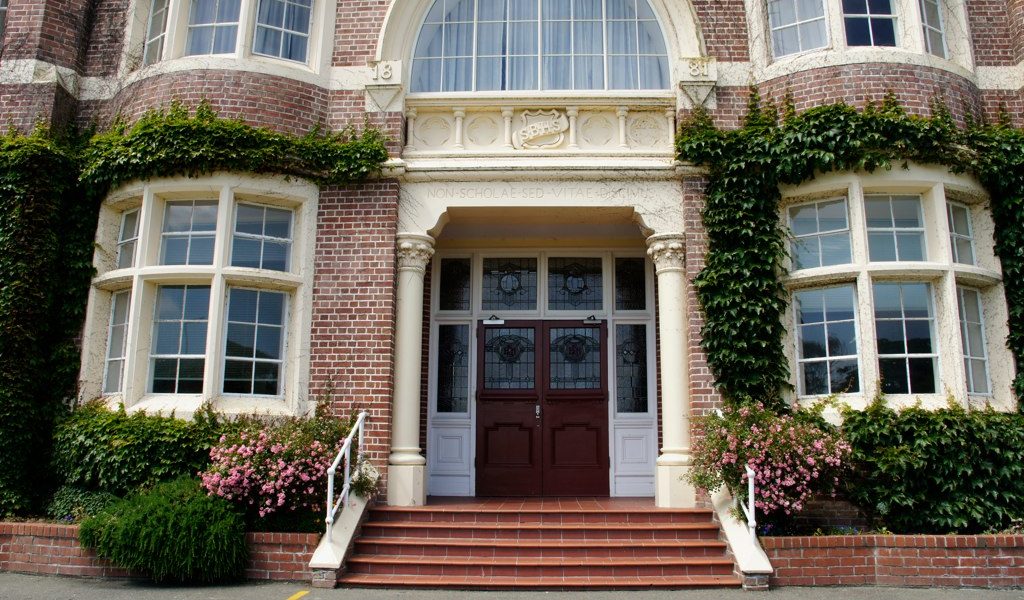 Southland Boys' High School