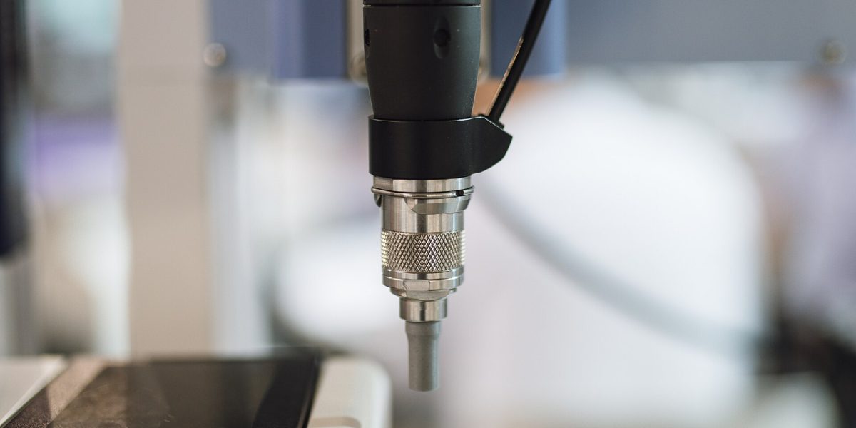 Humanoid robots in manufacturing — robotic arm manufacturing