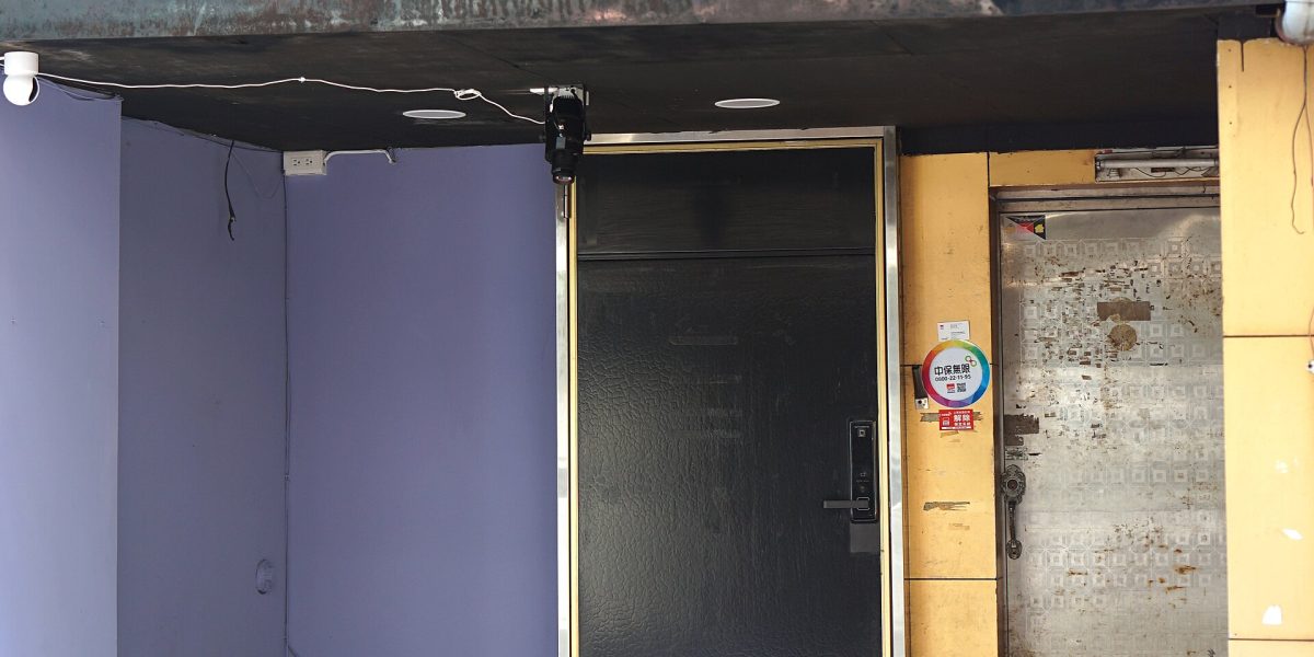 Bar closures — closed bar