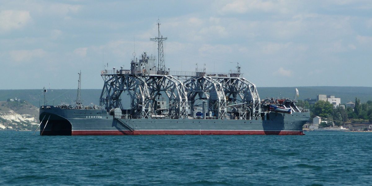 Ferry disasters — ship rescue