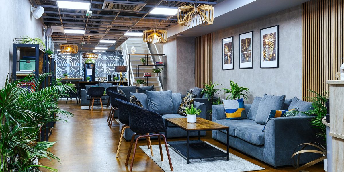 Workplace behaviour — office