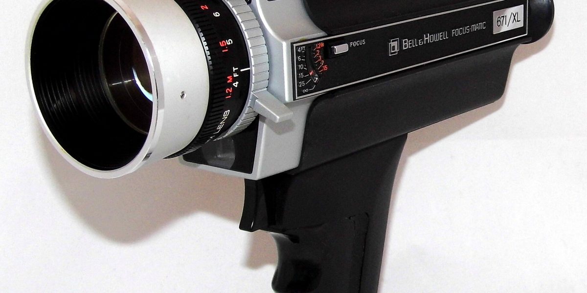 New Zealand film debuts — movie camera